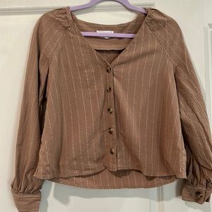 Cute long Sleeve button down blouse